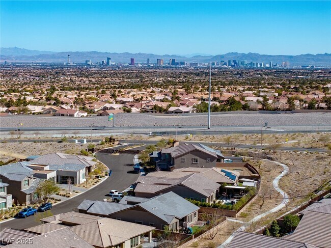 Foto del edificio - 2931 Raywood Ash Dr