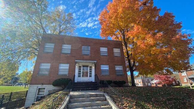 Apartamentos 227 W. Dunklin - 227 W Dunklin St