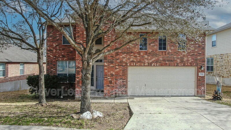 Primary Photo - 3702 Pinyon Pne