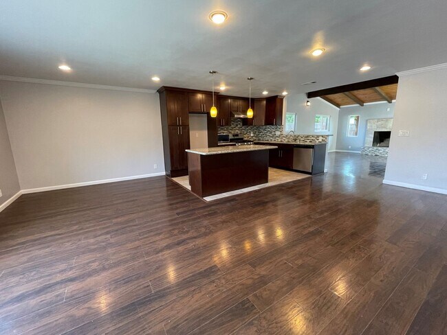 Foto del edificio - Charming Mira Mesa Home for Rent *$500.00 ...