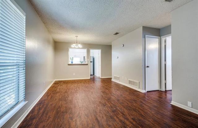 Building Photo - 627 Texas St