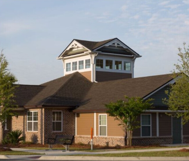 Building Photo - The Village at Winding Road II