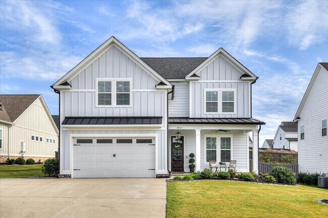 Foto del edificio - 3067 Rosewood Dr