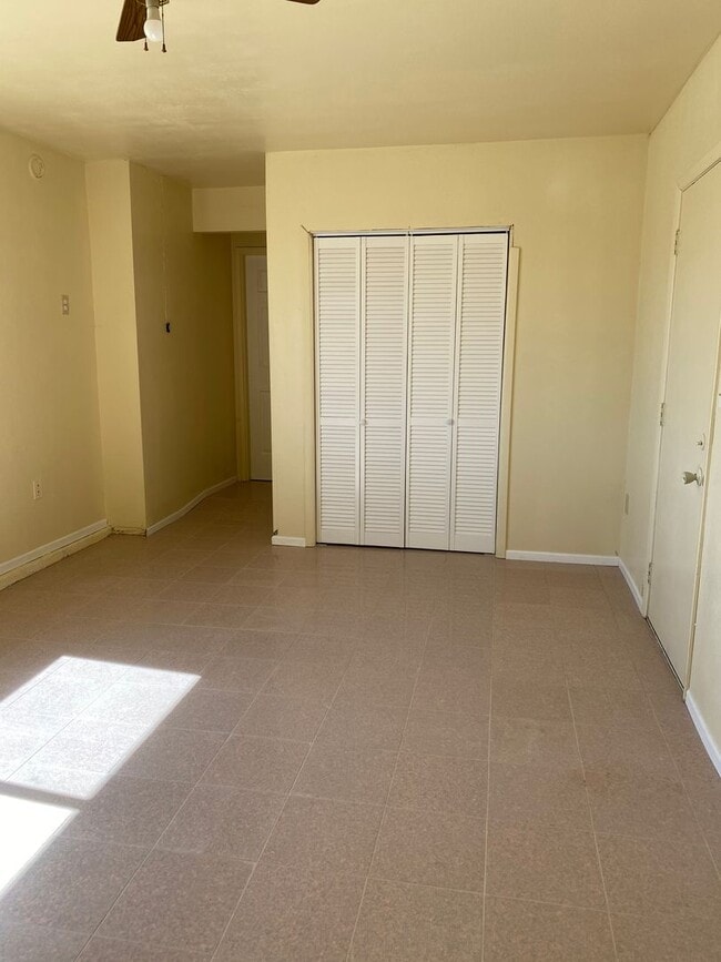 Building Photo - Move in Ready