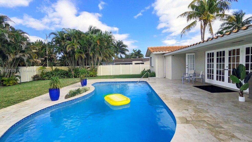 Foto principal - 4027 Pierce St