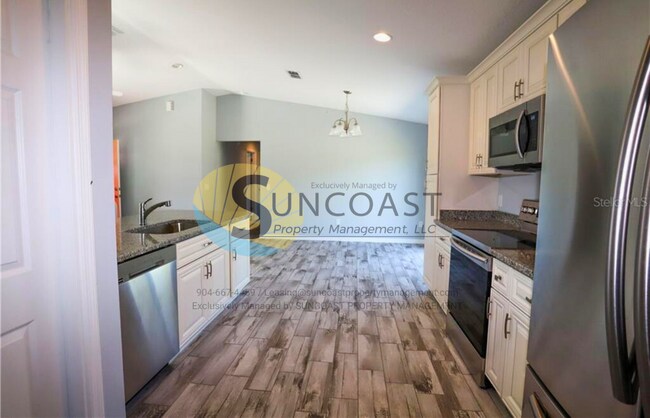 Building Photo - Gorgeous 3BR/2BA Home for Rent in Ocala!