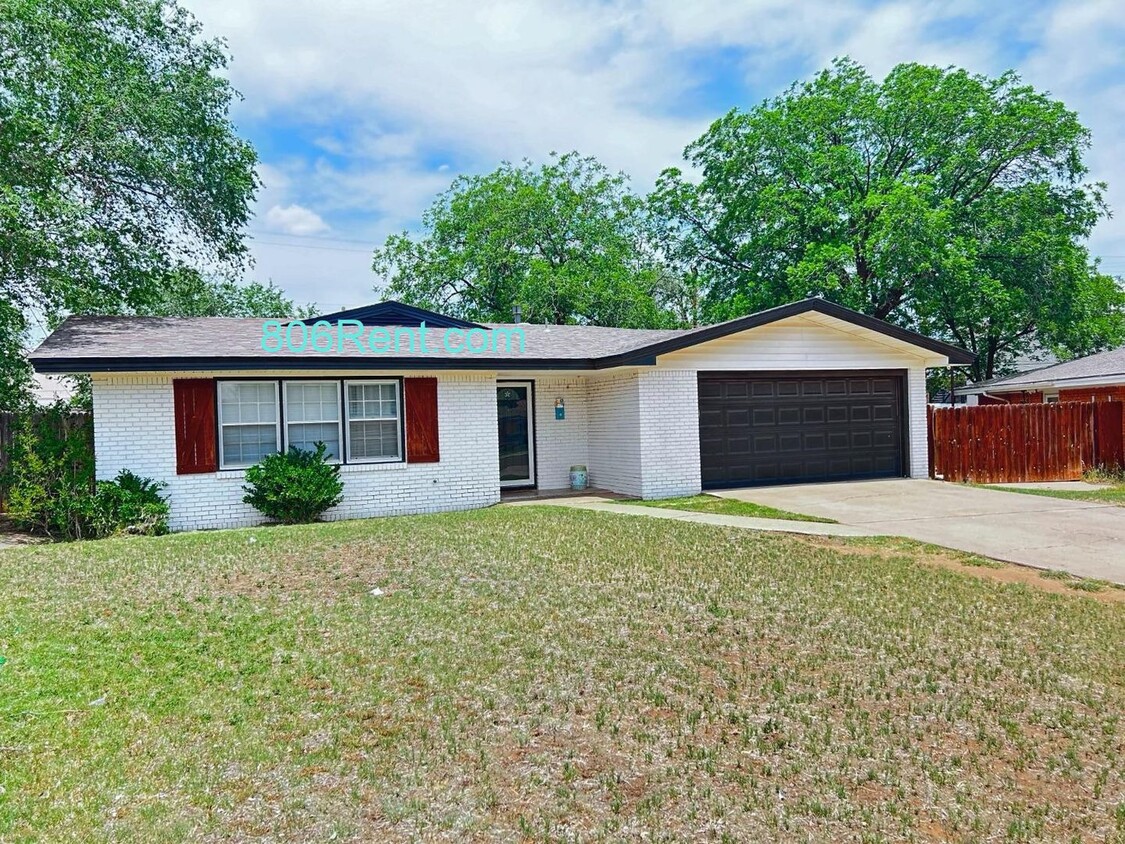 Primary Photo - **BEAUTIFUL ZORA ADDITION HOME**