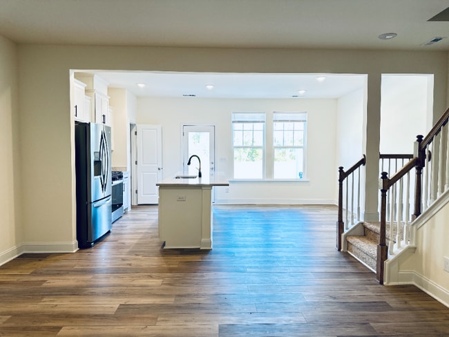 Foto del edificio - 107 Hyacinth Ln