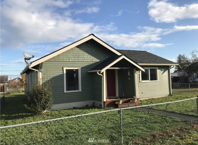 519 W 10th St, Port Angeles, WA 98362 House Rental in Port Angeles