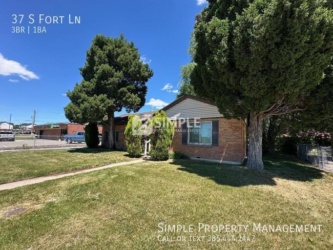 Building Photo - Single-level 3-BD home near Hill AFB!