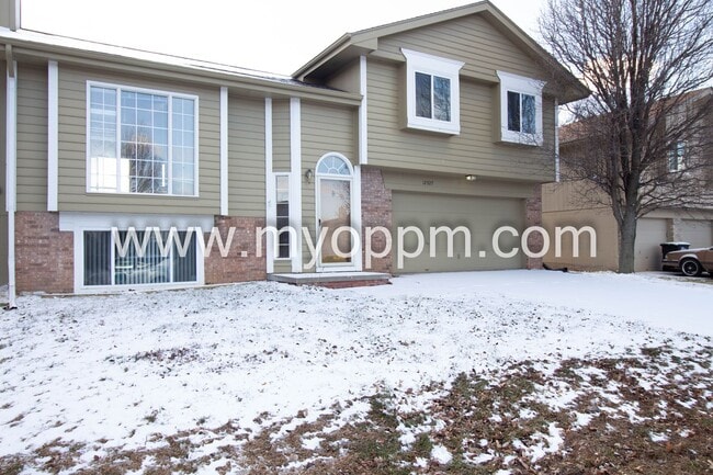 Available NOW! 3 Bedroom / 2 Bathroom Home | Northwest Omaha - Available NOW! 3 Bedroom / 2 Bathroom Home | Northwest Omaha