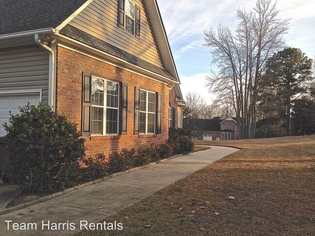 Building Photo - 3 br, 2.5 bath House - 16  Eagles Roost
