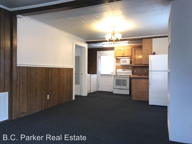 Building Photo - 2 br, 1 bath House - 3272 Maple Avenue