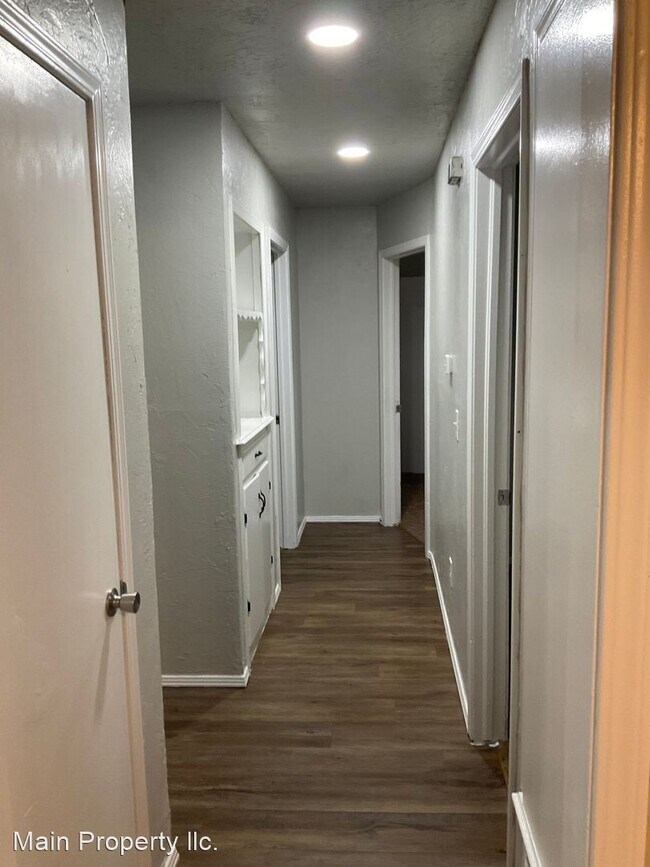 Foto del edificio - 3 br, 1.5 bath House - 937 Brown Drive