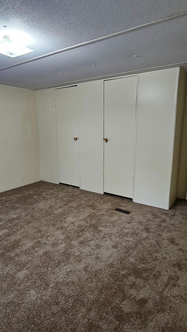 Foto del edificio - mobile home conveniently located