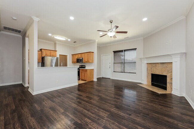 Foto del edificio - 1205 Northwood Ln