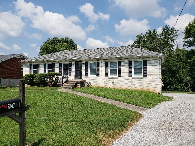 Primary Photo - 290 Largo Dr