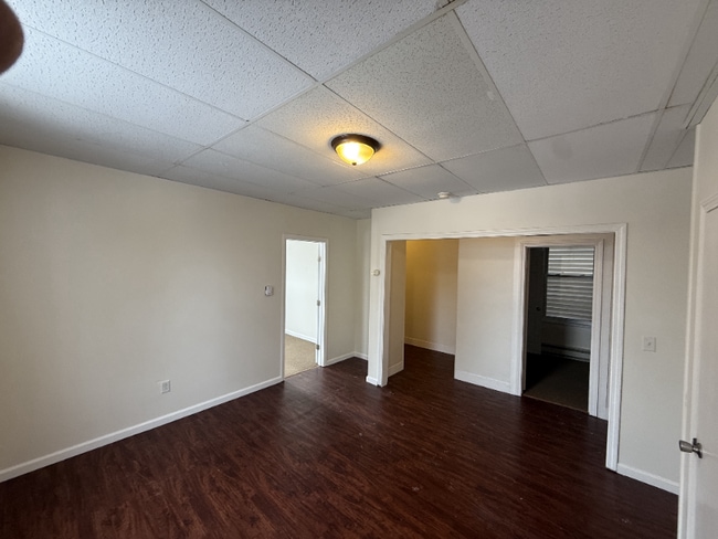 Building Photo - 80 Water St