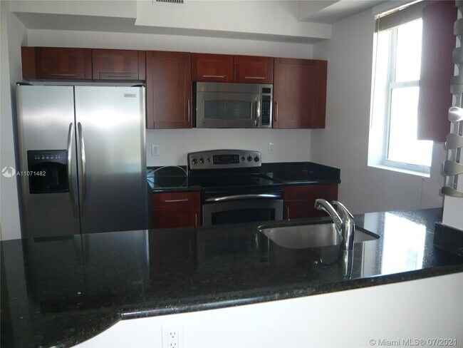 Building Photo - 7280 SW 89th St