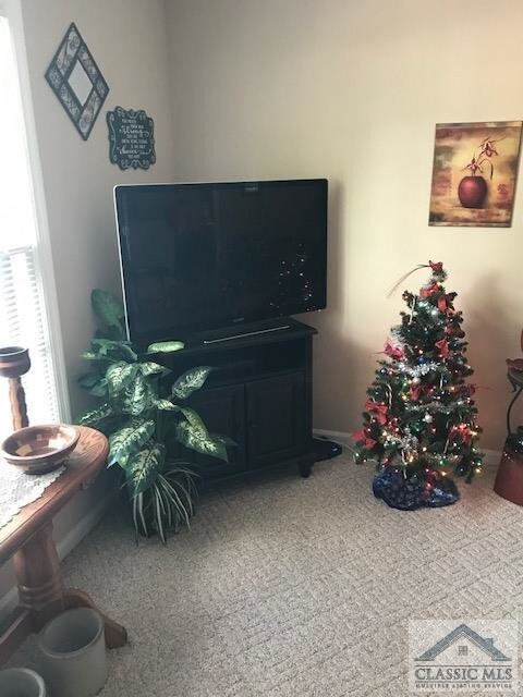 Building Photo - 102 Barrington Dr