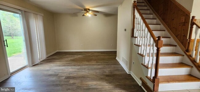 Foto del edificio - 82 Chatham Ct