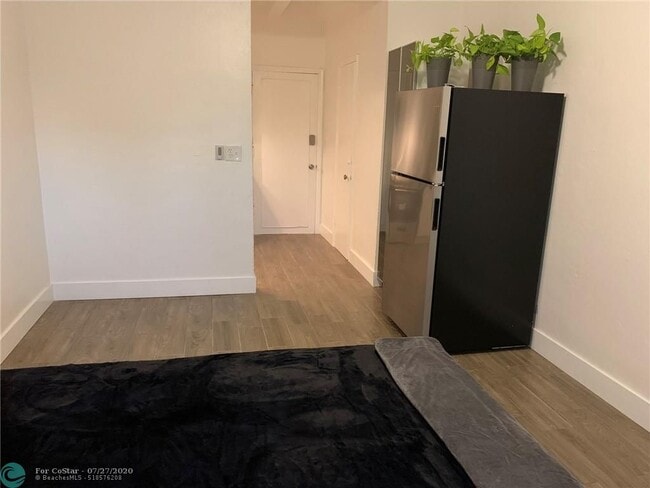 Building Photo - 255 W 24th St # Cu6