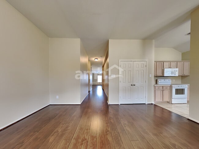 Building Photo - 420 Windmill Drive