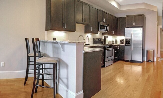 Foto del edificio - 277 W 3rd St