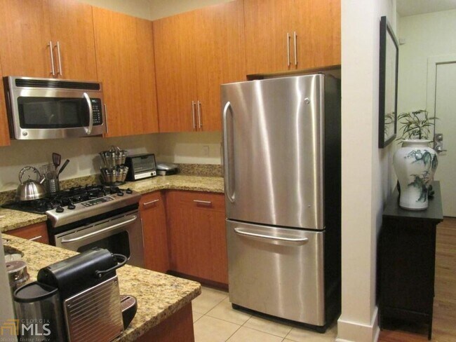Foto del edificio - 1245 Caroline St NE