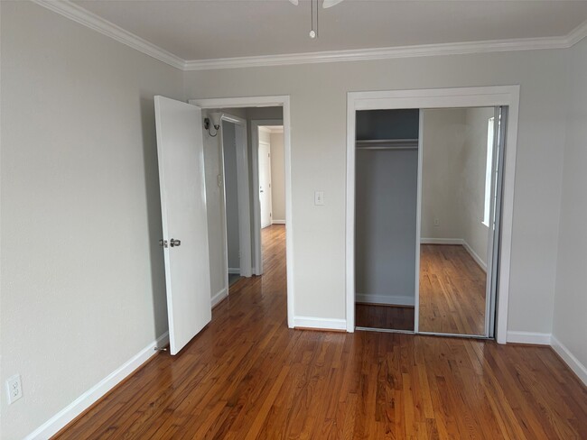 Building Photo - 2422 Richton St