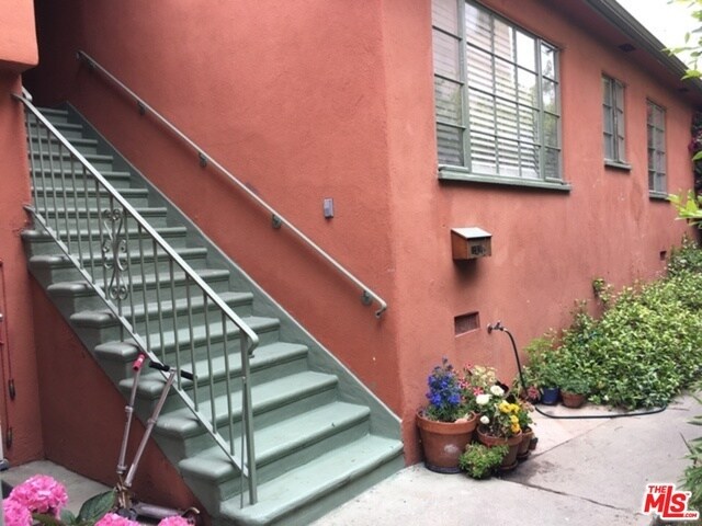Foto del edificio - 1213 S Ogden Dr