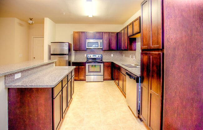 2 bed 2 bath - Stone Knights
