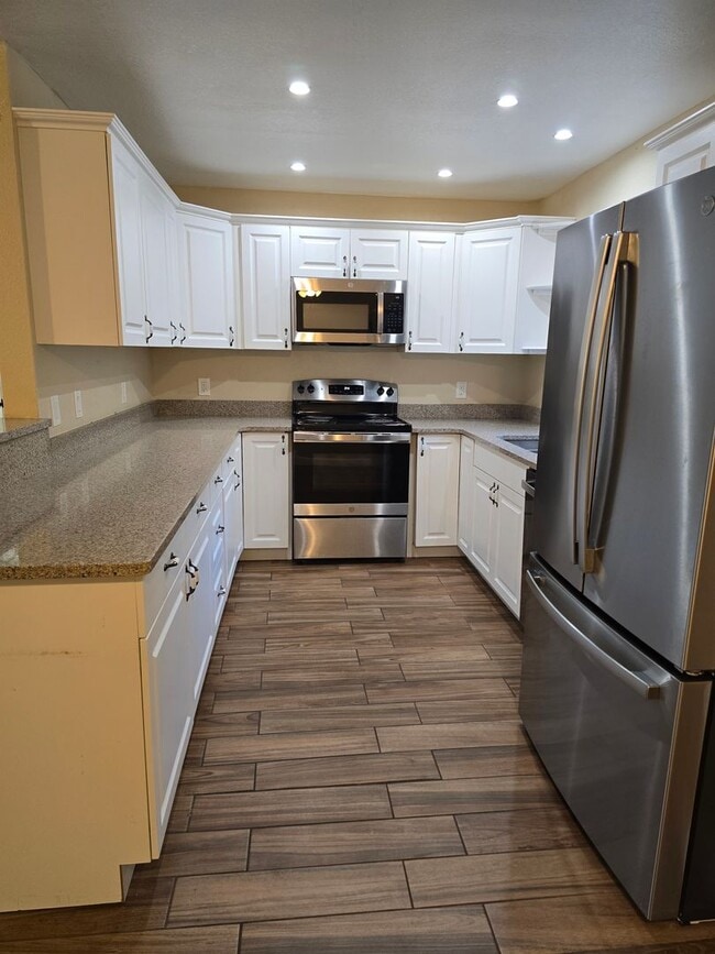 Foto del edificio - Gorgeous 3/2/1 on Large Property