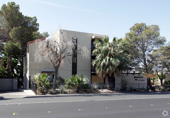Building Photo - Twain Chalet Apartments