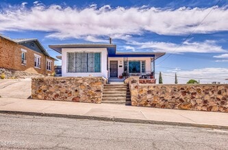 Building Photo - 1300 Randolph Dr