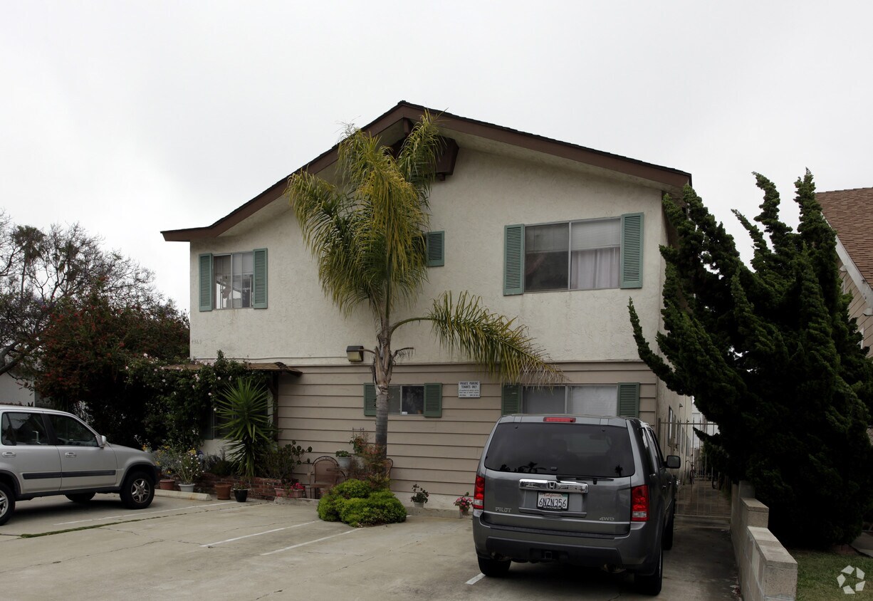 Building Photo - 4369 Cleveland Ave