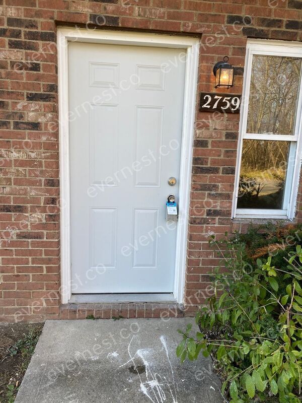 Building Photo - 2759 Wedge St