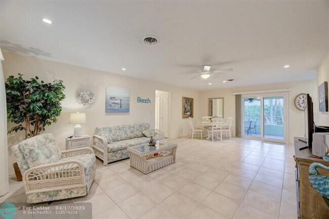 Foto del edificio - 920 SE 13th Ct
