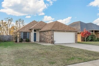 Building Photo - 3303 Grand Lake Dr