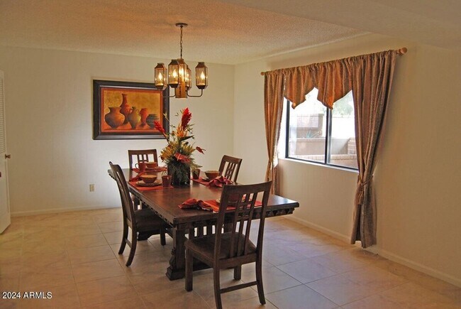 Building Photo - Townhome Rental in Carefree, AZ