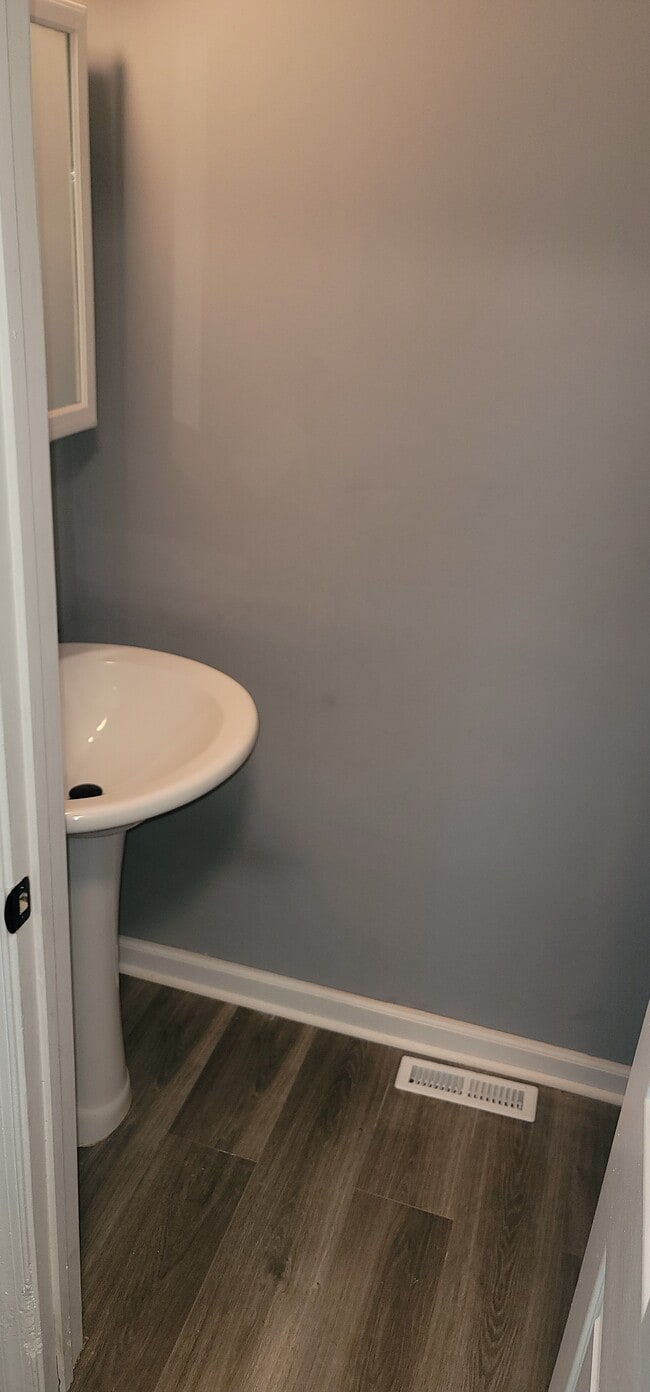 Foto del edificio - 414 S Franklin St