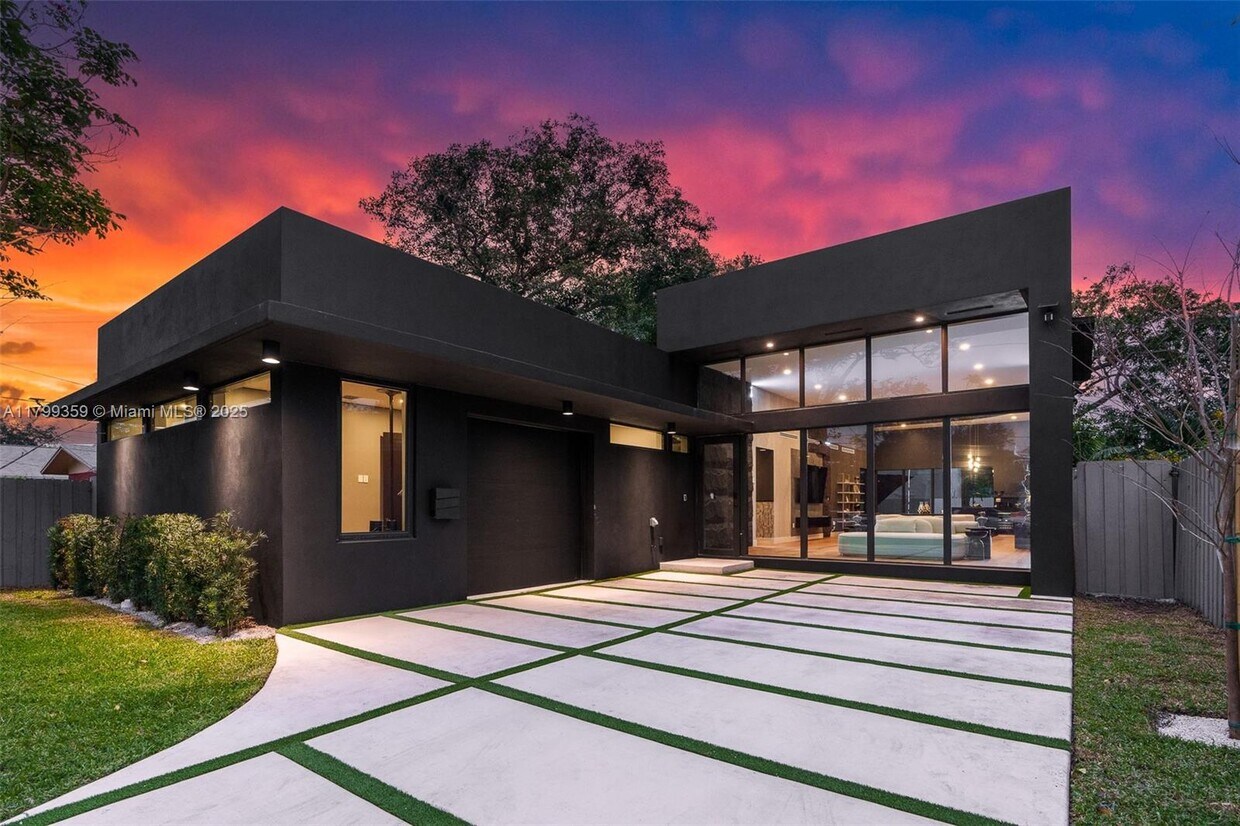 Foto principal - 400 NW 49th St