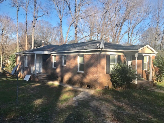 Primary Photo - 1905 Terrybrook Ln