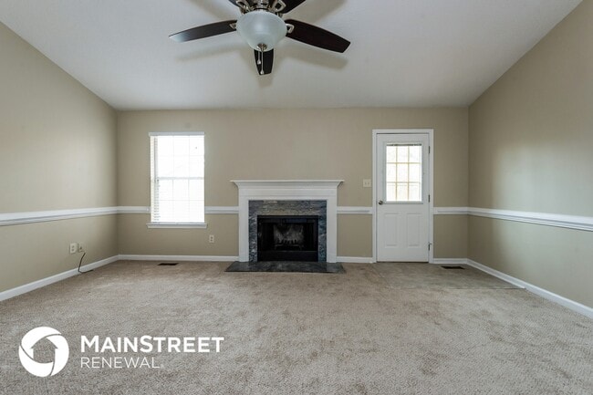 Building Photo - 205 Briarpatch Ct