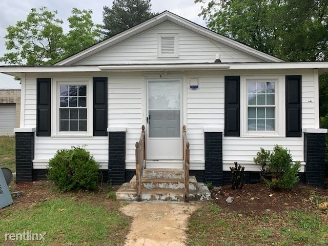 Primary Photo - 3 br, 2 bath House - 105 Church St