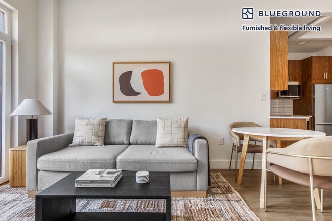 Building Photo - 82 4th Ave