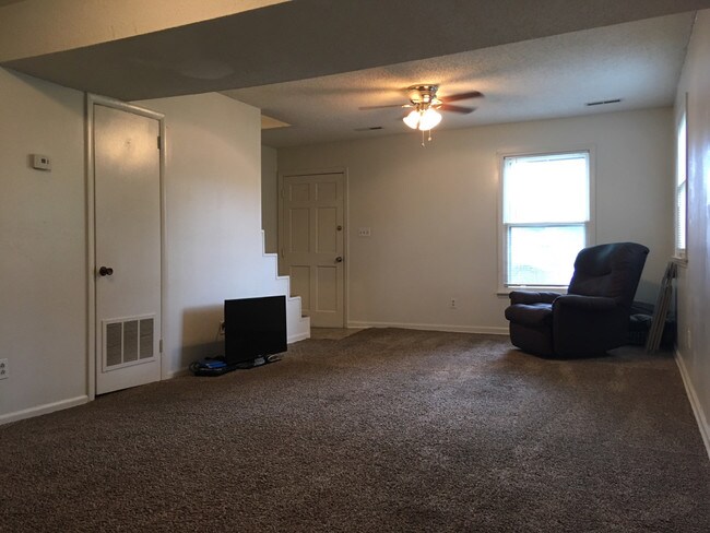 Building Photo - 3717 Woodbury