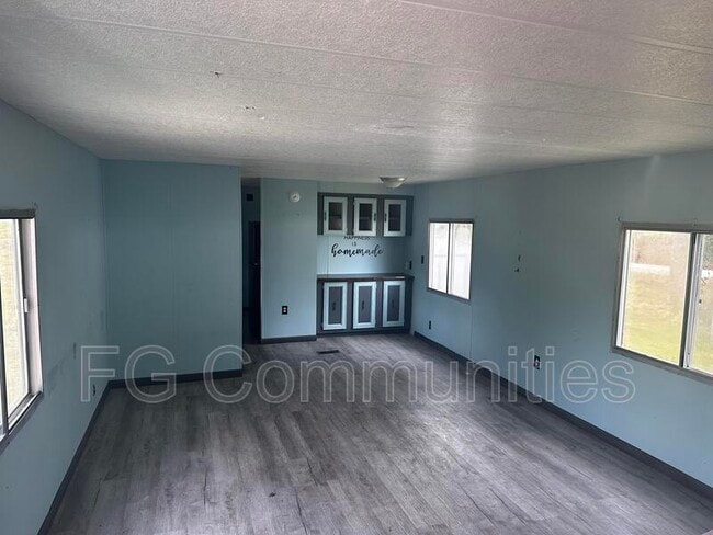 Building Photo - 1815 Conley Rd