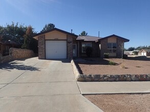 Building Photo - 11500 Bob Mitchell Dr