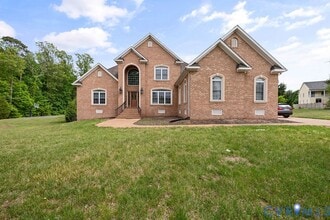 Building Photo - 2701 Logan Estates Run